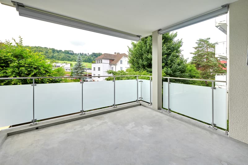 Schöne Wohnlage mit Blick ins Grüne (6)