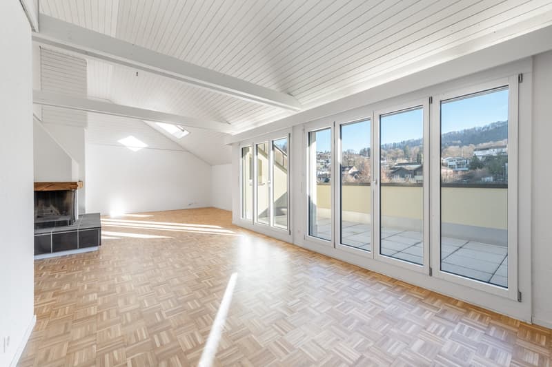 Platz für die ganze Familie  frisch sanierte 5.5 Zimmer-Dachwohnung (3)