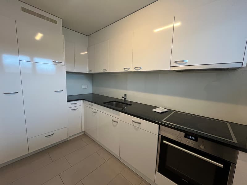 Frisch sanierte, sonnige Wohnung an idealer Wohnlage! (3)
