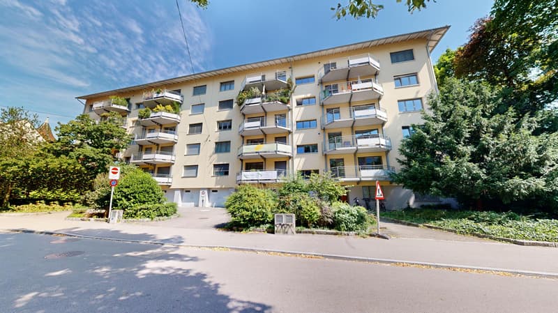 Stilvolle Familienwohnung mit Parkblick (1)