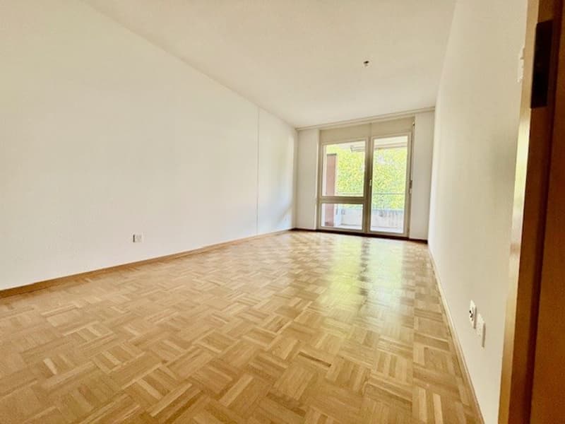 Charmante 3.5-Zimmerwohnung in Biel einziehen und geniessen! (5)