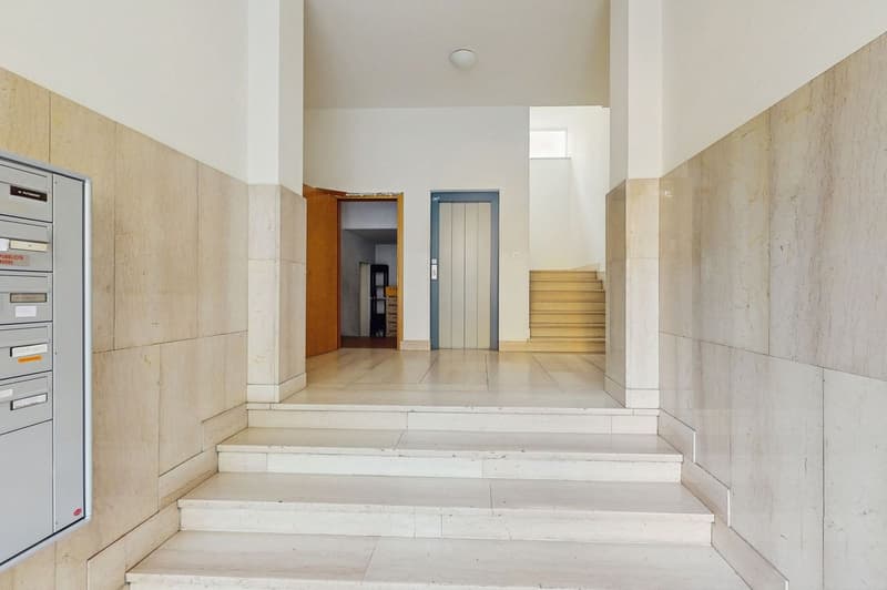 Camere singole in locazione allultimo piano  posizione strategica (7)