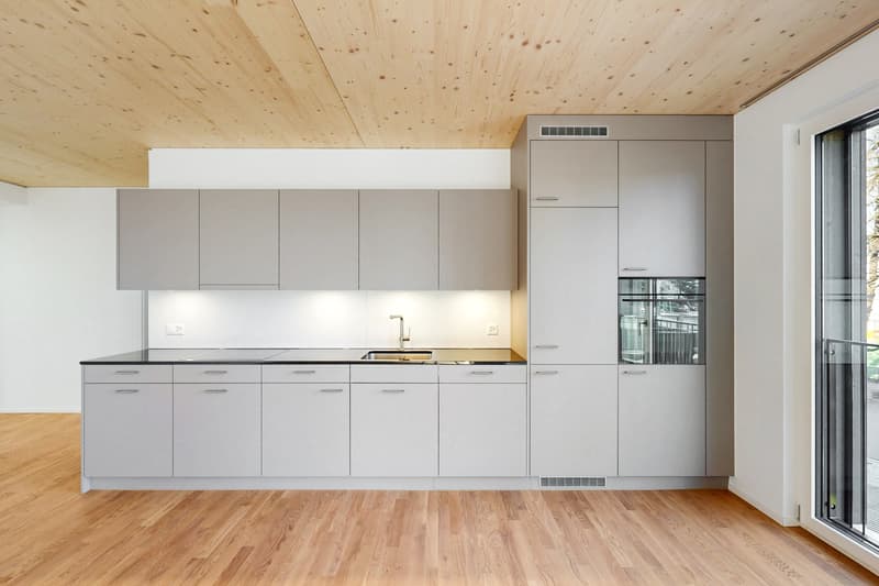 Moderne und helle Wohnung an zentraler Lage (3)