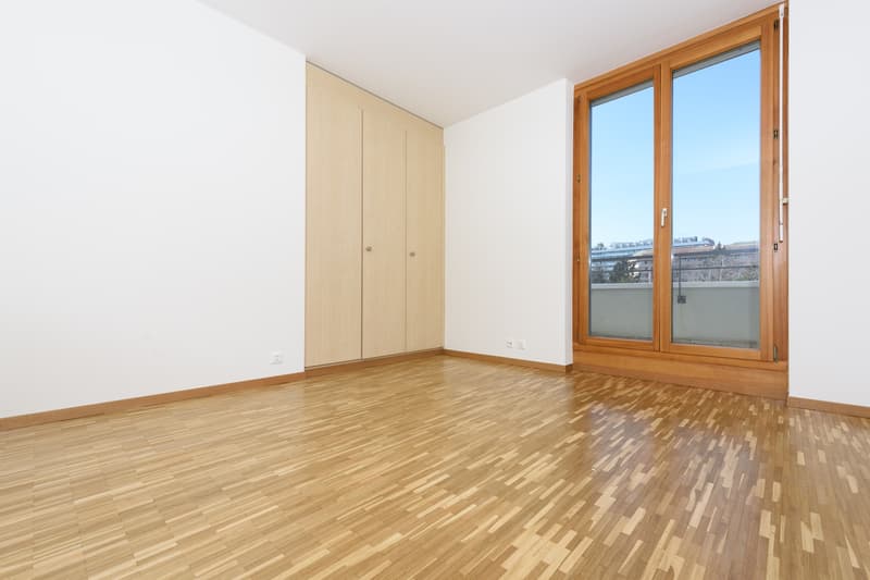 Profitez d'une superbe terrasse d'angle dans un quartier résidentiel (8)