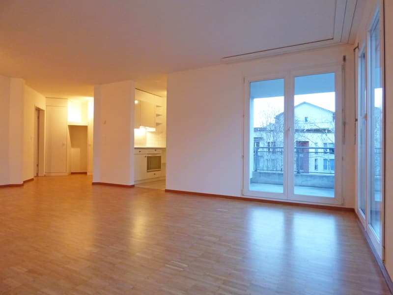 Ideale Singlewohnung - Nähe Bahnhof und Obersee! (3)