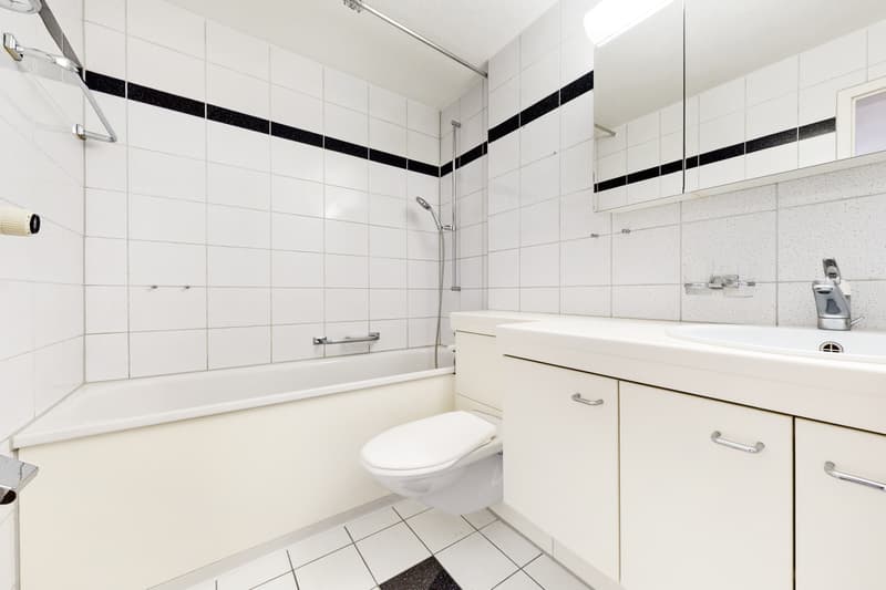 Attraktive Wohnung mit Balkon im begehrten Matthof-Quartier (5)
