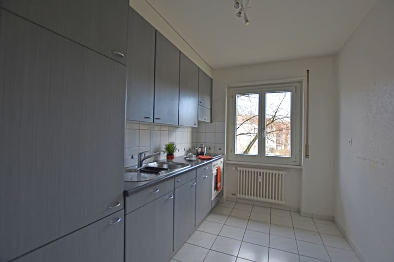 "heimelige" Dach-Wohnung an zentraler Lage (7)