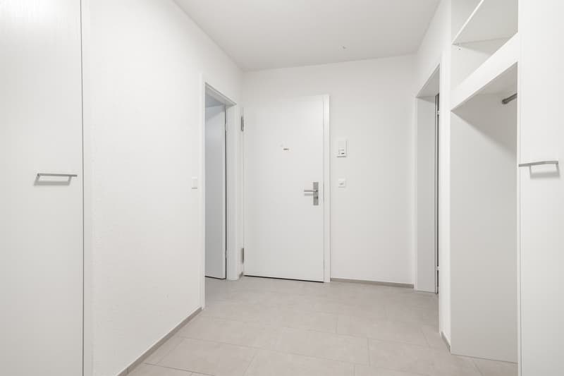 Moderne Wohnung mit Südbalkon (4)