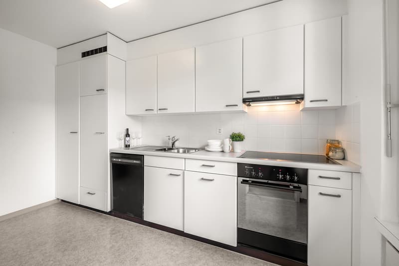 Dachwohnung mit Cheminée -  befristet - 30.06.2027 (6)