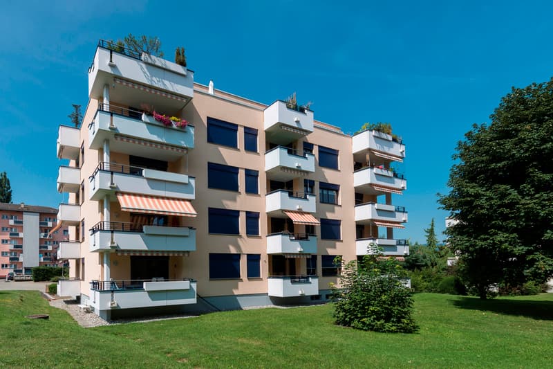 Grand appartement dans un cardre verdoyant ! (2)