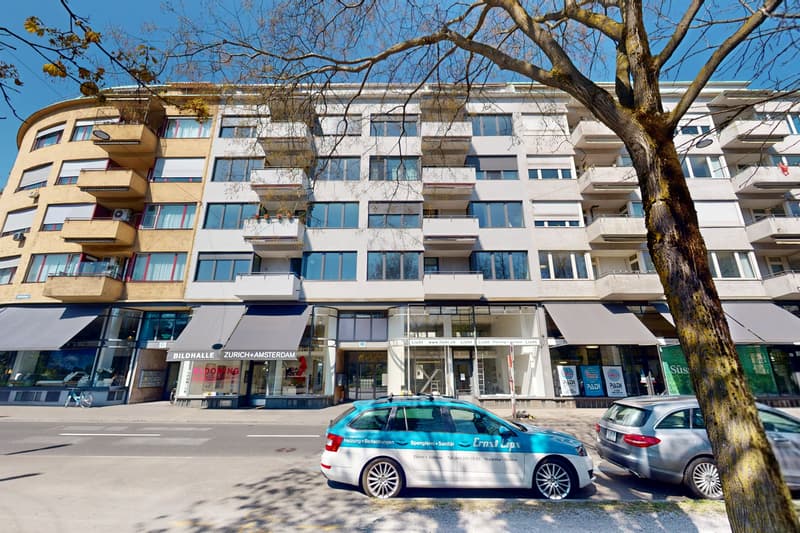 Ruhige Familienwohnung an zentraler Lage (1)