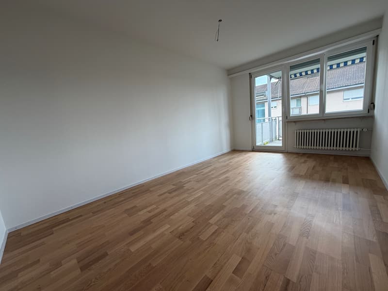 Frisch sanierte Wohnung mit Topausstattung in kleinerem Mehrfamilienhaus (3)