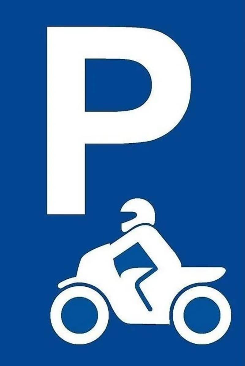 Motorradplätze zu vermieten (2)