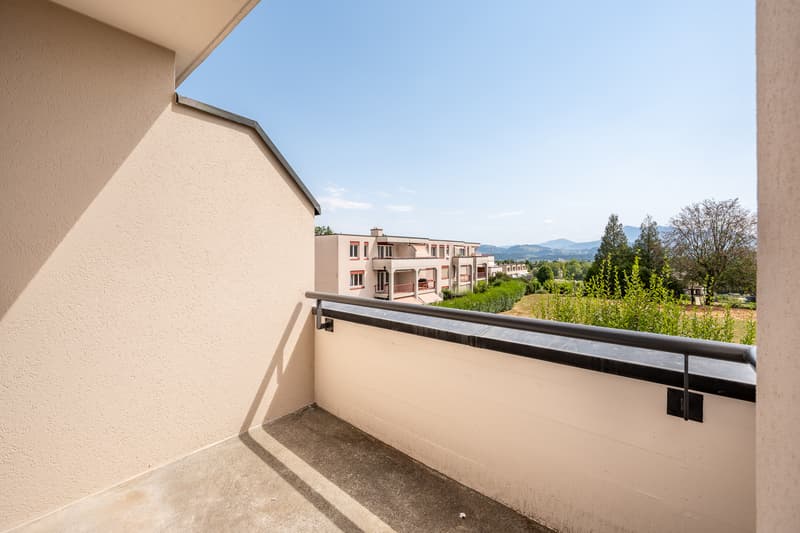 Modernes Wohnen mit Ausblick - sanierte 3.5-Zimmer-Maisonette. (7)