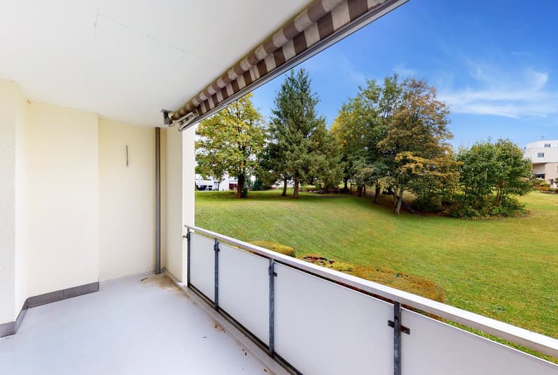 Tolle Wohnung mit Weitsicht auf Berikon (11)