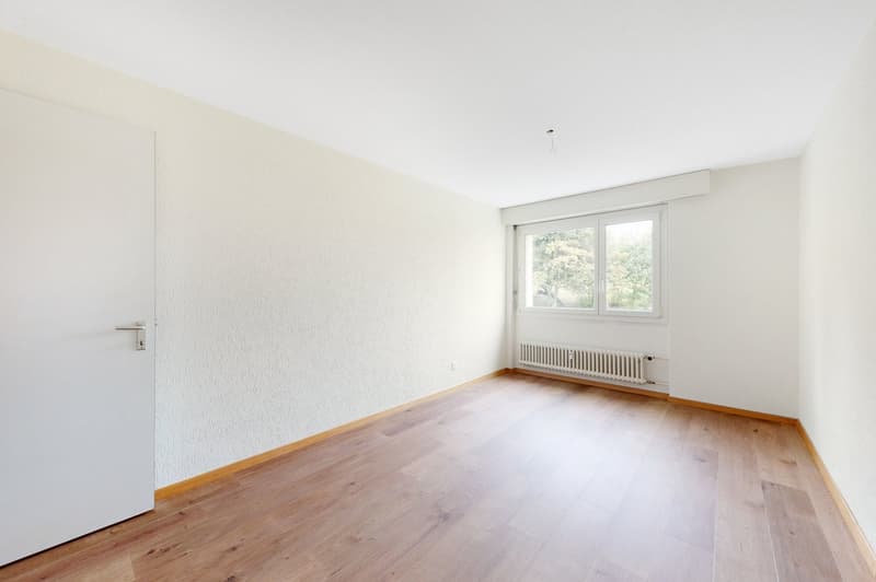 Tolle Wohnung mit Weitsicht auf Berikon (4)