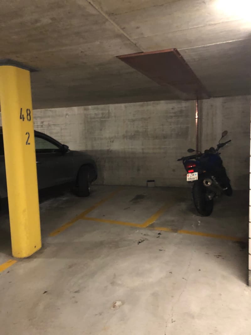 Einstellplatz zu vermieten nähe Glattpark! (4)