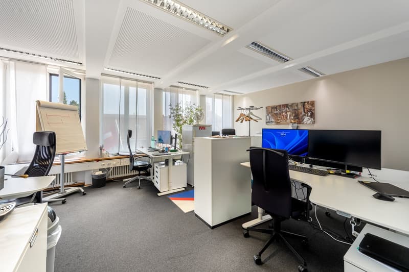 Repräsentative Bürofläche an zentraler Lage in Wohlen (9)