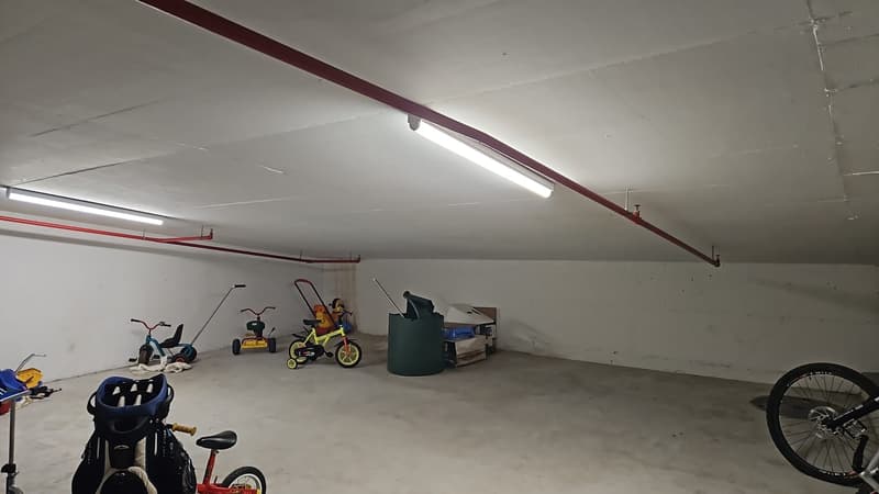 Dépôt à louer au centre-ville (3)