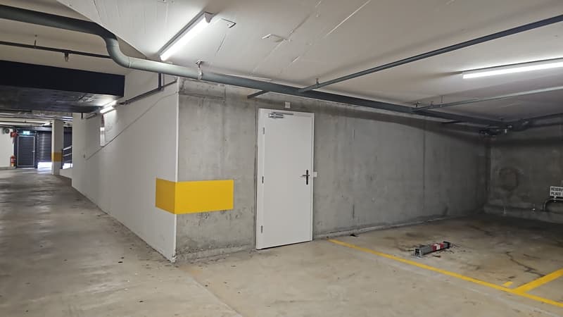 Dépôt à louer au centre-ville (2)