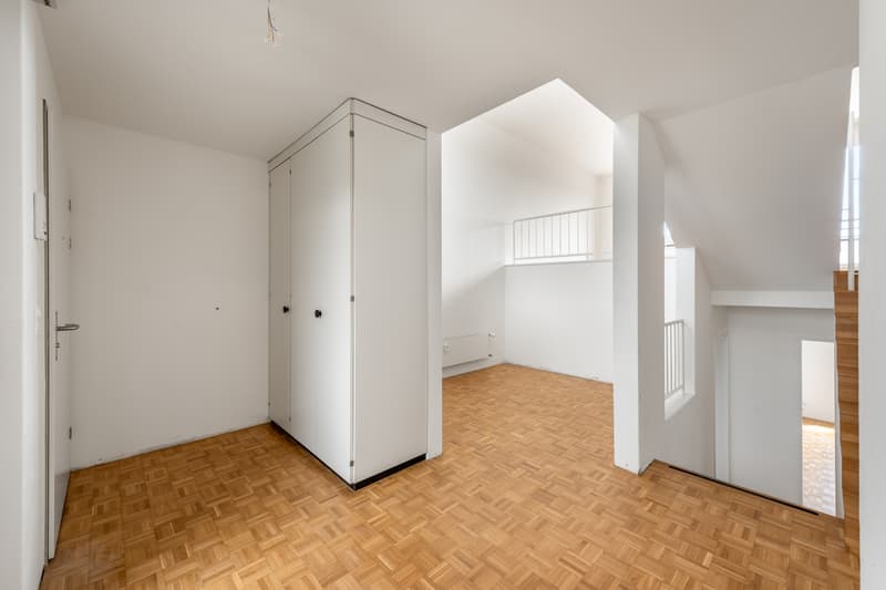 Modernes Wohnen mit Ausblick - sanierte 3.5-Zimmer-Maisonette. (4)