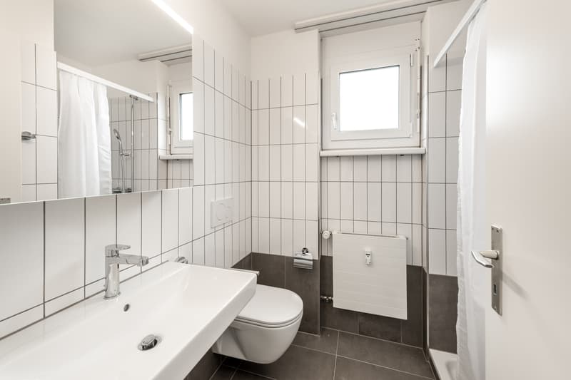Modernes Wohnen mit Ausblick - sanierte 3.5-Zimmer-Maisonette. (5)
