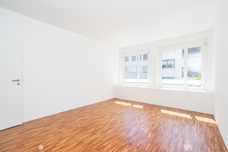 Erleben Sie 142m2 modernstes Wohnparadies im Herzen von Biel! (3)