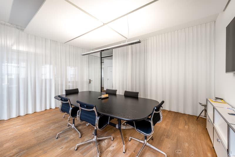 Modern ausgebaute Büroflächen im Herzen der Stadt Zürich (5)