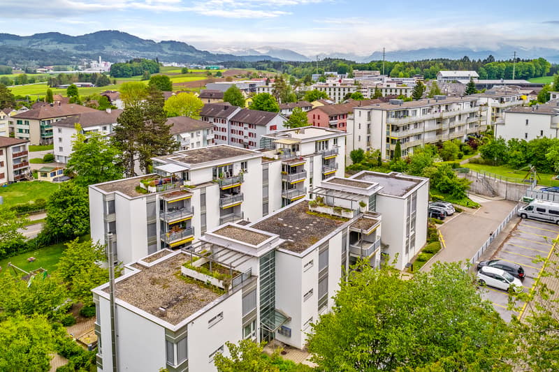 Schöne Wohnung in grüner Umgebung (1)