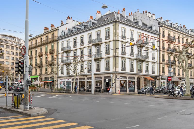 Centre-Ville - Place extérieure (1)