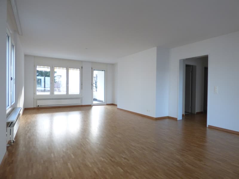 Moderne und helle Wohnung mit Charme! (3)