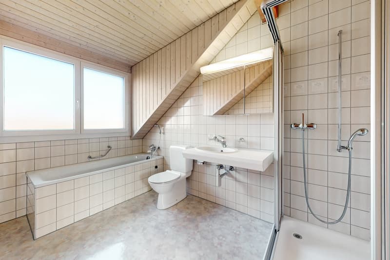Grosse, helle Wohnung gesucht? 2.5-Zimmerwohnung in Steffisburg (7)