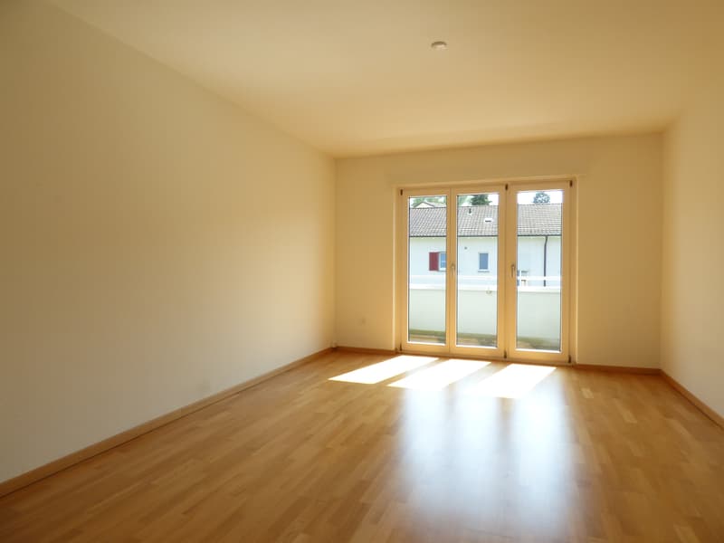 Tolle Wohnung im Herzen von Schlieren! (2)