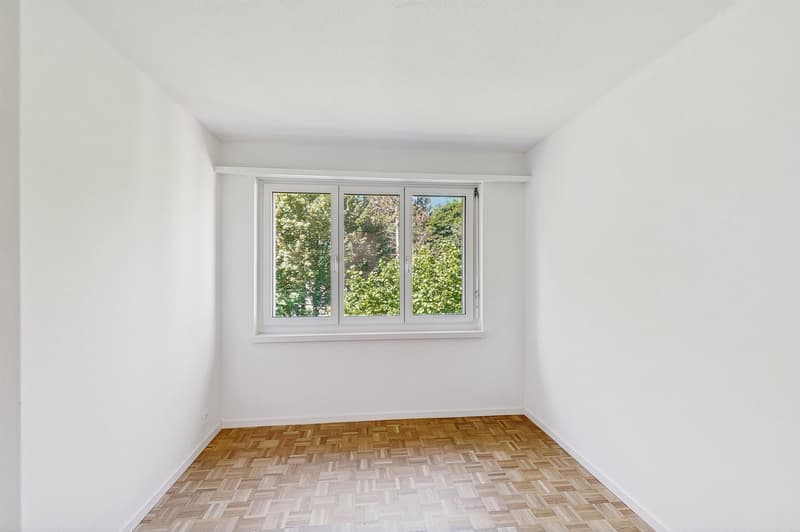 Modern wohnen in Schwerzenbach  frisch saniert & bestens angebunden! (4)