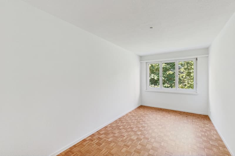 Modern wohnen in Schwerzenbach  frisch saniert & bestens angebunden! (7)