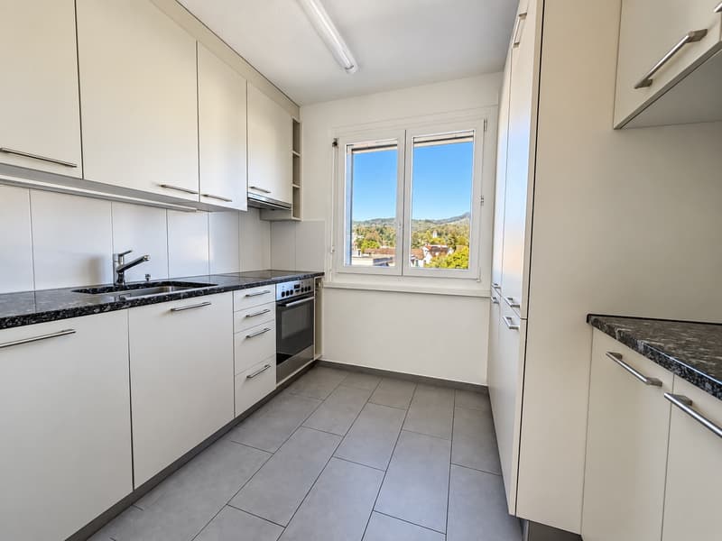 Helle Wohnung im Grünen mit wunderschöner Bergsicht! (8)