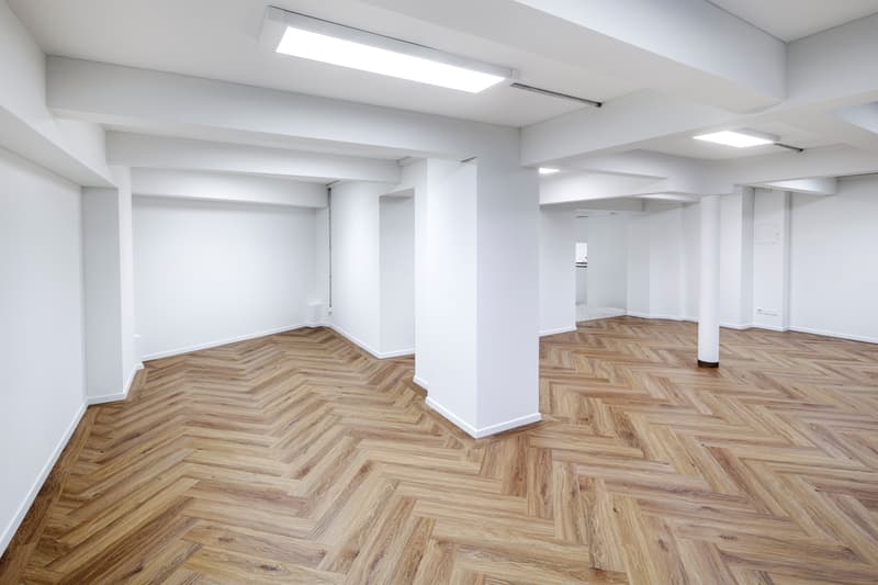 Hochwertig ausgebautes Ladenlokal (5)