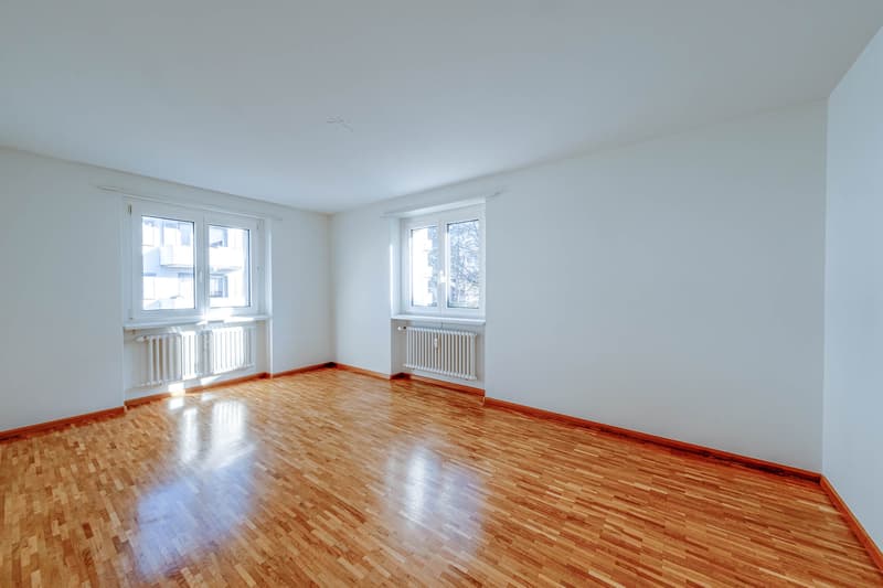 Schöne 3 Zimmerwohnung in gepflegter Liegenschaft (2)