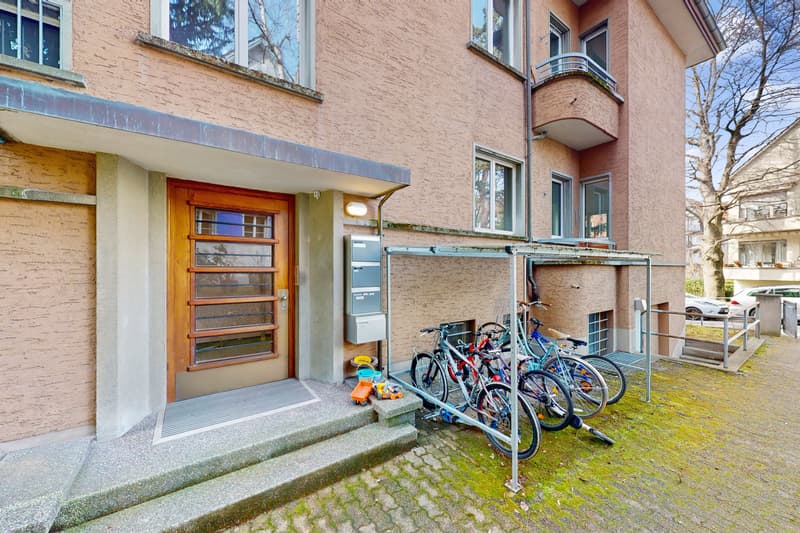 Garage direkt beim Spyriplatz (2)