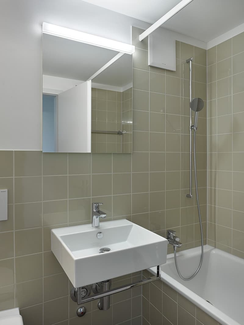 Moderne 2.5-Zimmer-Wohnung mit Stadtblick in Bern (9)