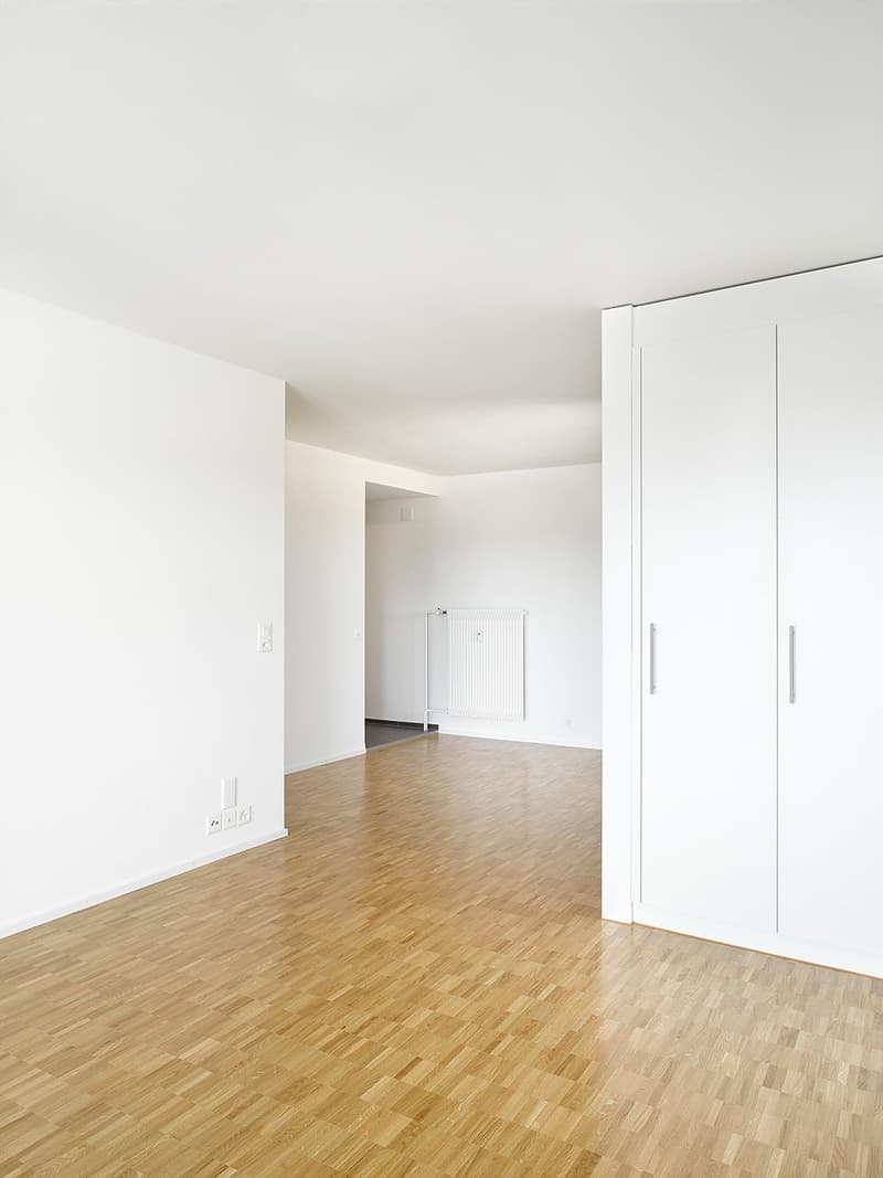 Moderne 2.5-Zimmer-Wohnung mit Stadtblick in Bern (3)