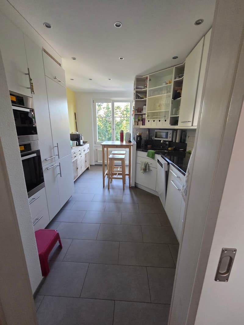 Charmante 6-Zimmer-Maisonette-Wohnung in Liebefeld – Altbau mit Charakter (3)