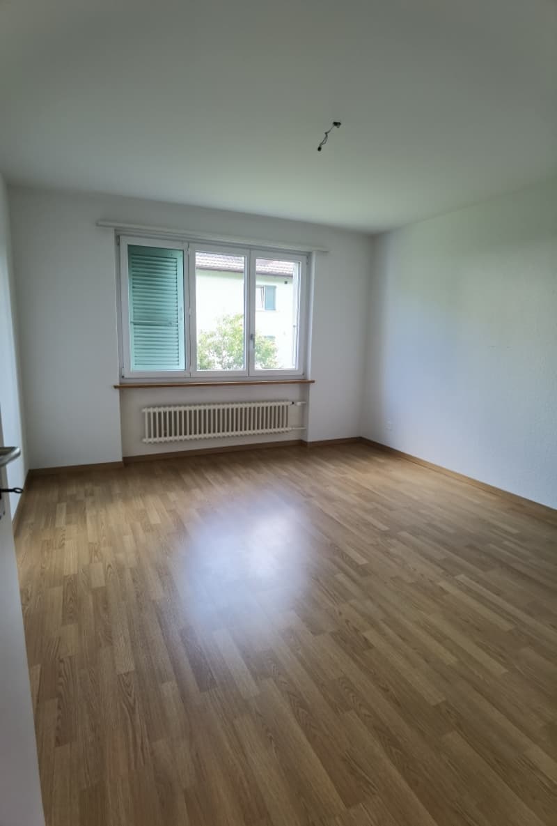 Charmante 3-Zimmerwohnung in ruhiger Lage in Brügg BE (6)