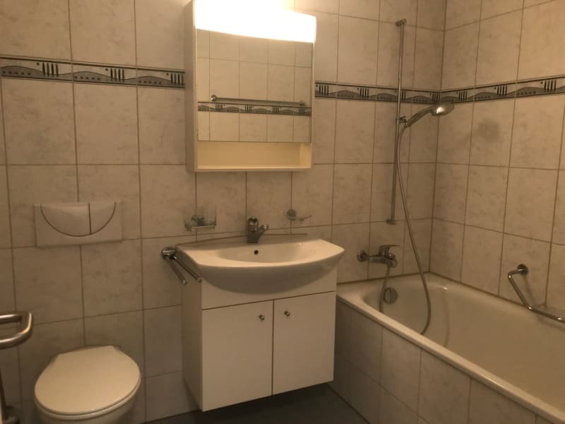 Gemütliche 2-Zimmer-Wohnung mit Balkon in Münchenbuchsee (6)