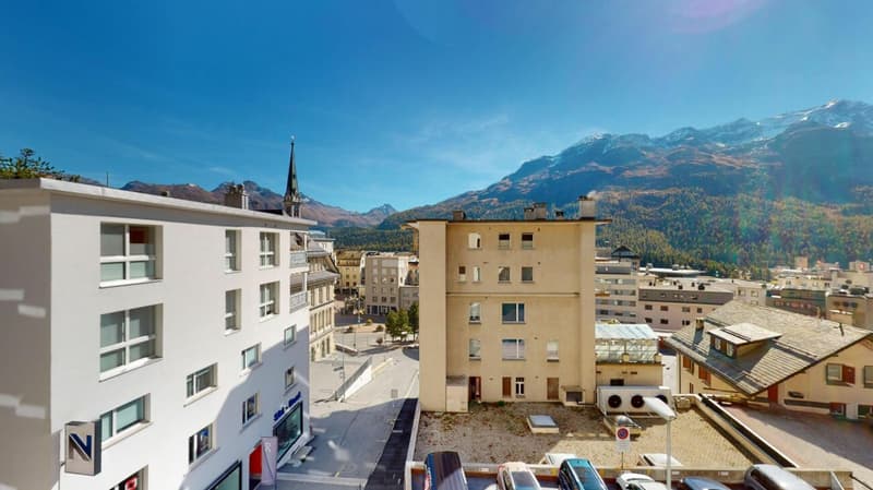 Home in the heart of St. Moritz - 4.5-room apartment with panoramic balcony (7)