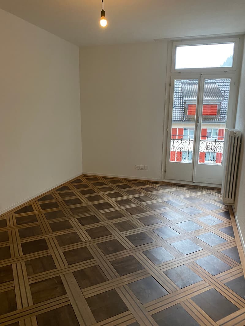Charmante und grosszügige 4.5-Zimmer-Wohnung (10021) (3)