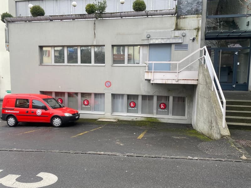 attraktive Gewerbefläche mit separatem Eingang zu vermieten (14)