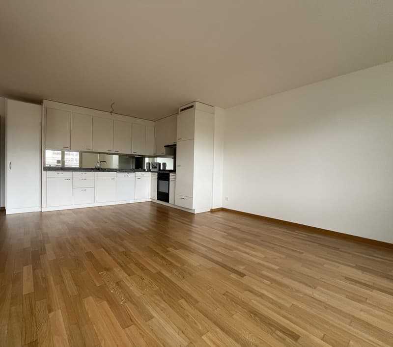 Helle 2.5-Zimmerwohnung mit Loftcharakter (3)