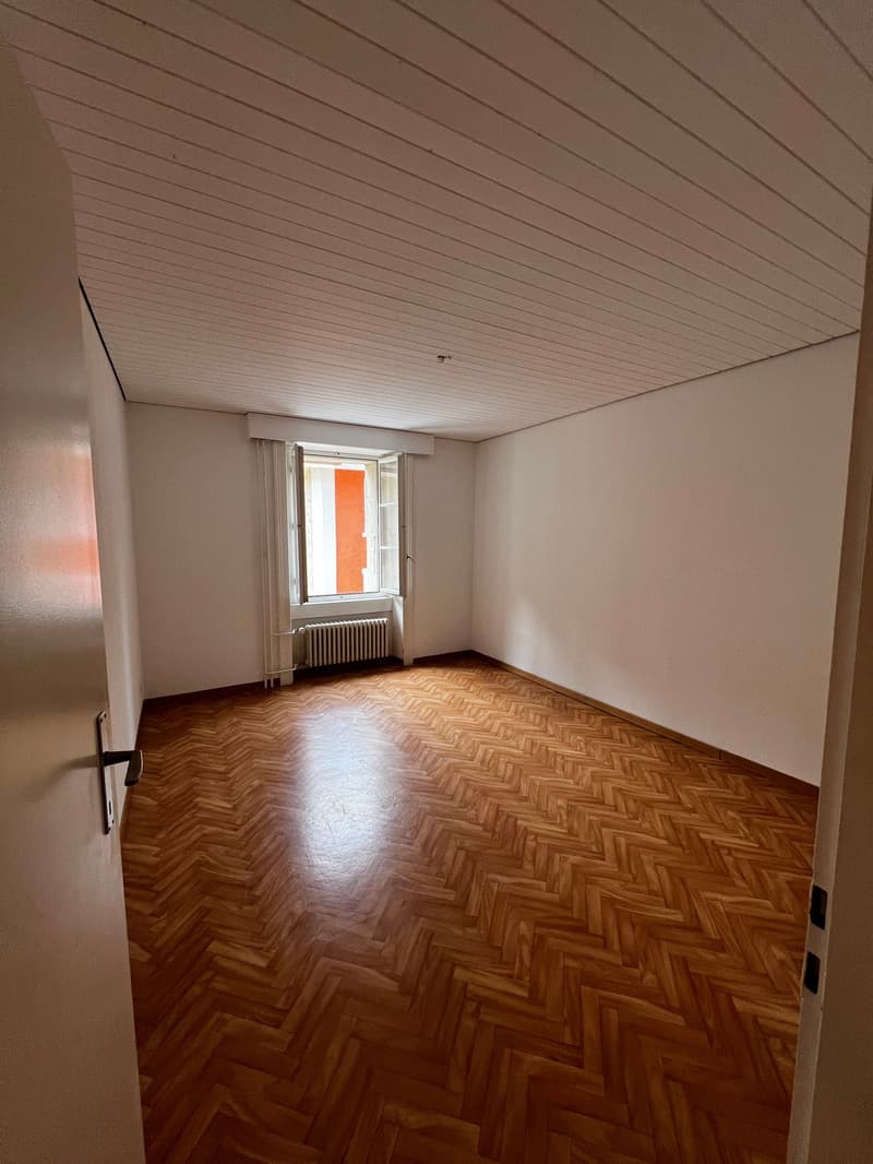 Charmante 4-Zimmer-Wohnung im Altbau (10021) (4)