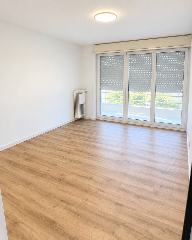 Gemütliche 3-Zimmer-Wohnung mit Balkon in Altdorf (3)